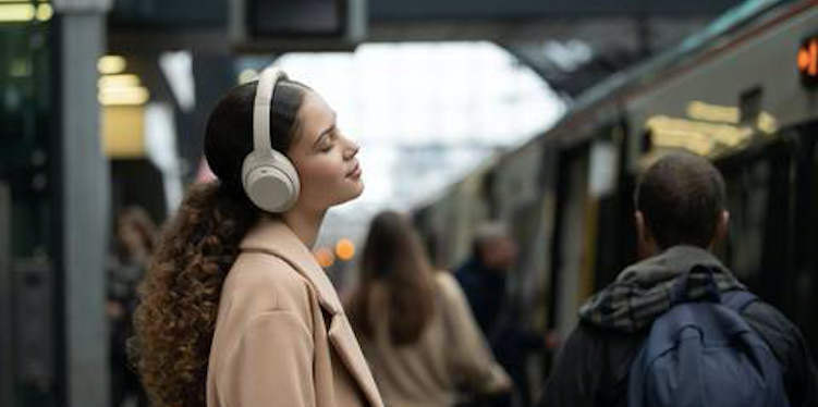 how to connect wireless headphones to computer